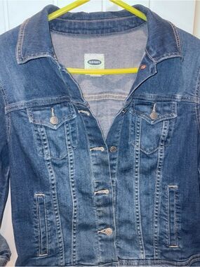 Old Navy Dark Blue classic Jean Jacket woman’s size medium